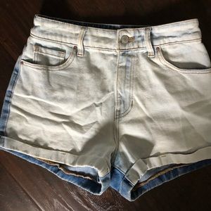 Pacsun two tone shorts